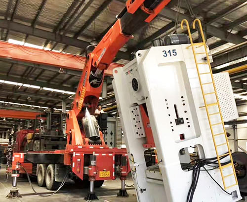 霸州提升工作效率，选择优质折臂吊租赁服务