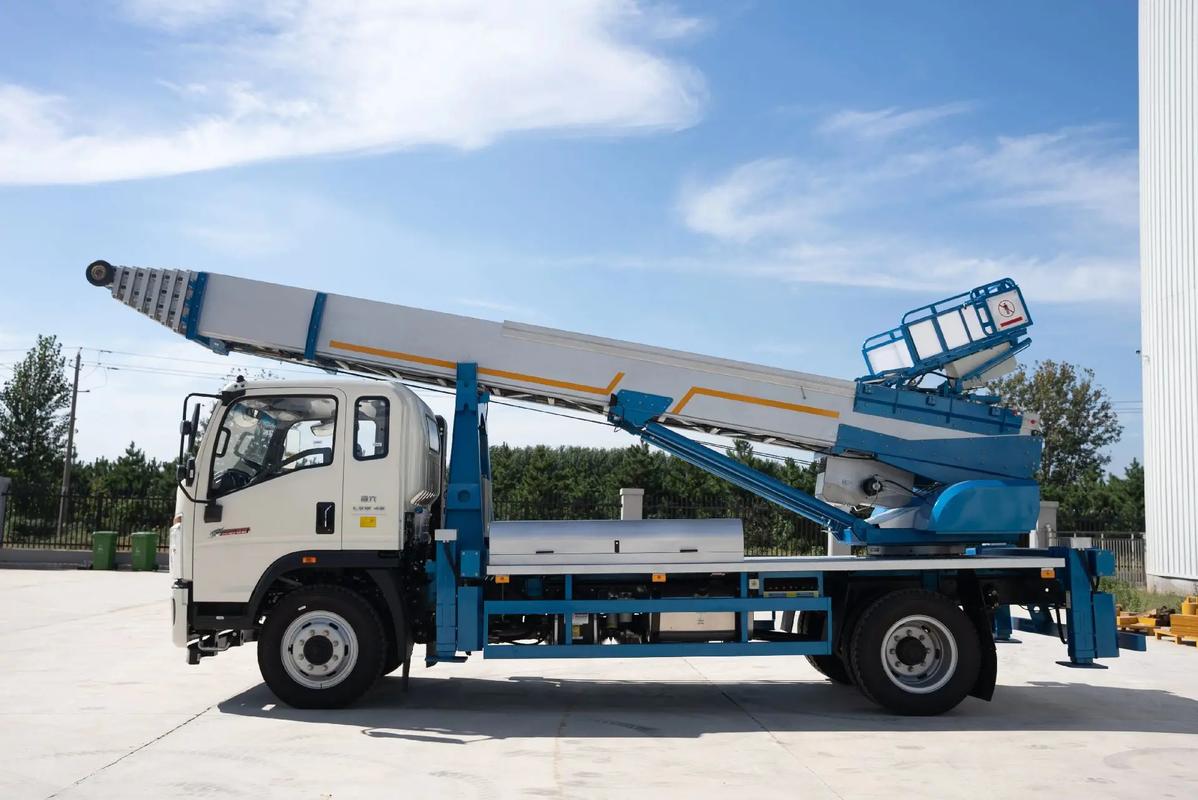 霸州云梯上料车租赁费用