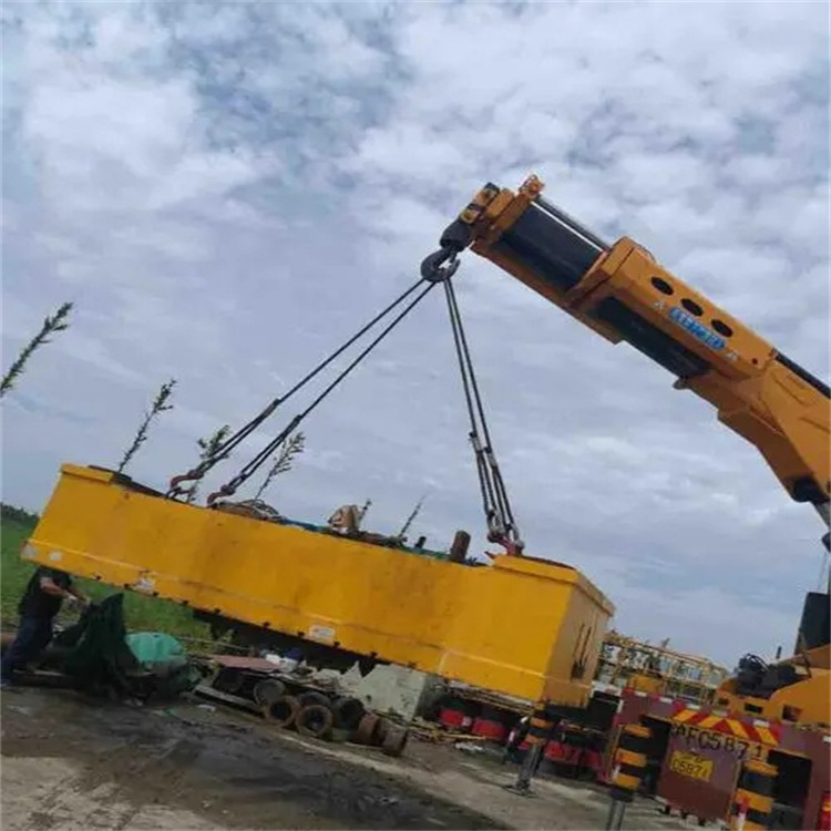 霸州随车吊吊集装箱怎么吊